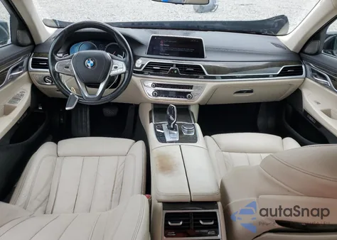 2018 BMW 750 Xi из США, поврежденный, VIN WBA7F2C53JB238475